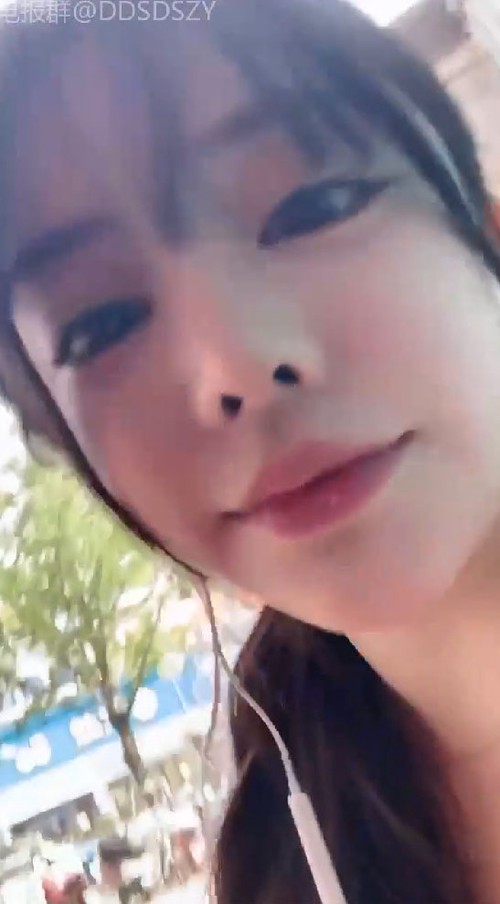 天然核弹爆乳女神！揉奶诱惑【炸土豆】完美颜值~淫液拉丝跳蛋自慰2