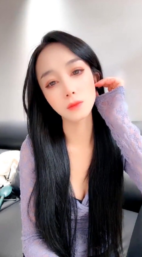 良家下海，逆天学校班主任，【离异老师】约跑学生沙发后人，家中处处是战场，少妇的饥渴无处释放