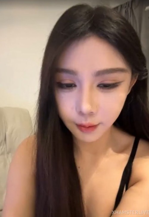 网红脸女神【za】身材炸裂 户外裸露 全裸跳蛋 骚货一枚 身材超正 奶大颜值高 骚穴流白浆