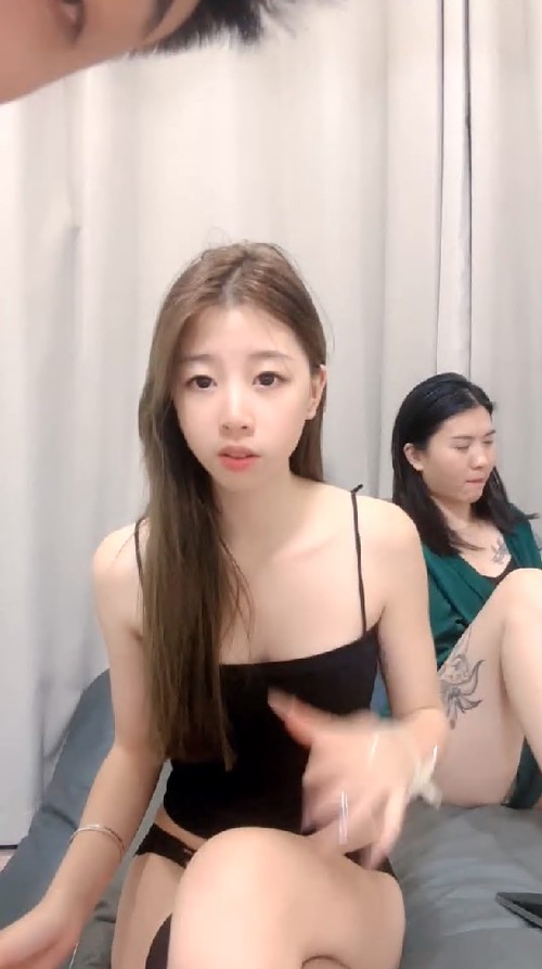 同时爆操多位极品小淫娃 疯狂榨精 高潮浪叫 淫声荡语 男人终极梦想盛宴4