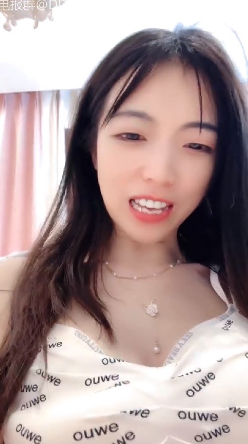 超级女神下海 红边黑丝诱惑 风骚裸舞【婉宝儿】跳蛋自慰~高潮~喷水好爽1