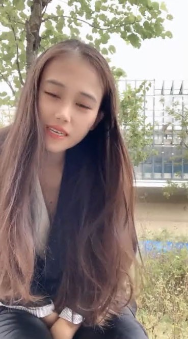 极品大长腿 丝袜裸空 巨乳翘臀 逼毛稀疏 美穴名器 户外跳蛋自慰 真实自然2