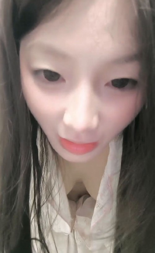 顶级纯欲学妹【你的小月月】长发大奶圆又挺 皮肤细腻 长腿翘臀 美翻了 猛操 颜射 吃精