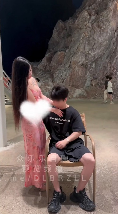 广深第一楼凤反差婊骚母狗『晴宝』最新土豪国庆伴游福利 户外，口交，野战，SM，调教 超顶色情元素