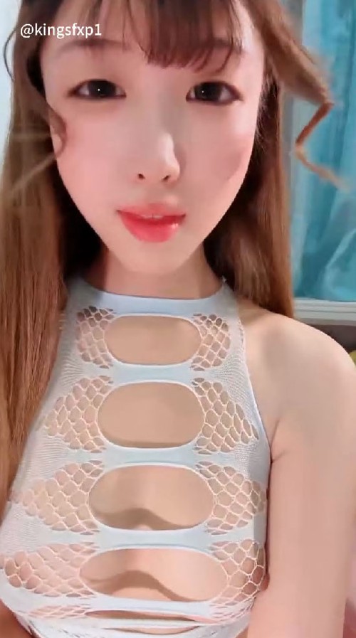 顶级校花天使般的恶魔 跳蛋狂震 特大道具抽插白虎 极品美乳 白虎嫩逼 自慰喷水