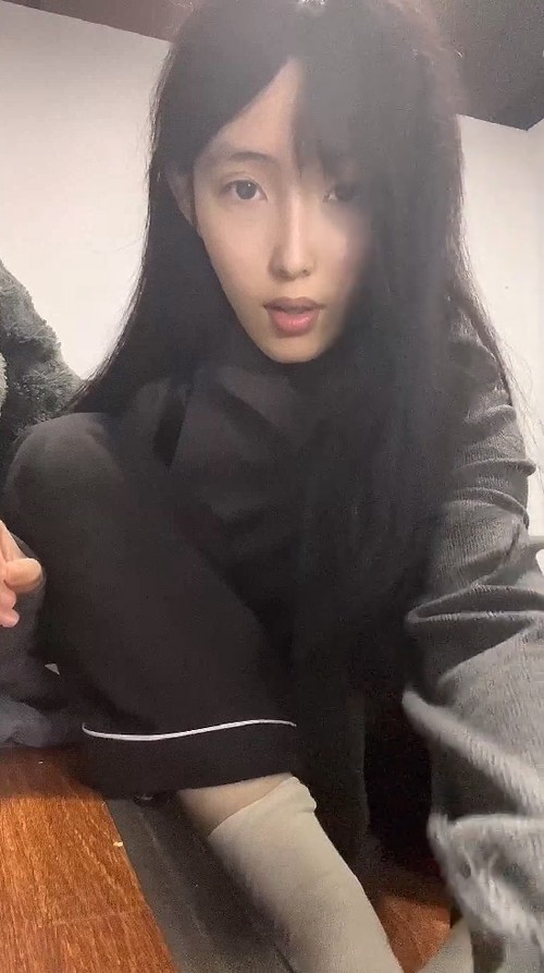 抖音微博究极反差高颜露脸女大【张人o】无水隐私流出②，宿舍自慰性爱，典型表里不一母狗6