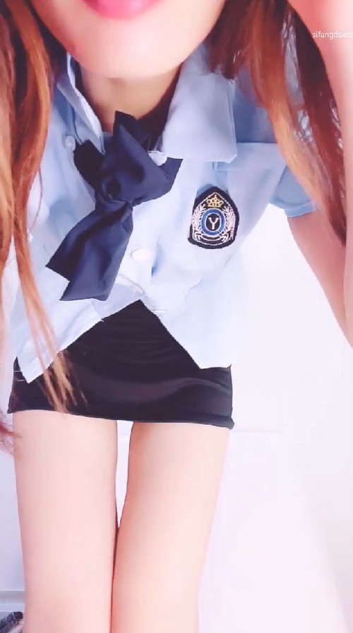 最美蜜臀大长腿 奶子小但是精致 屁股有型好看 跳蛋大肉棒插 抠穴潮吹 爽