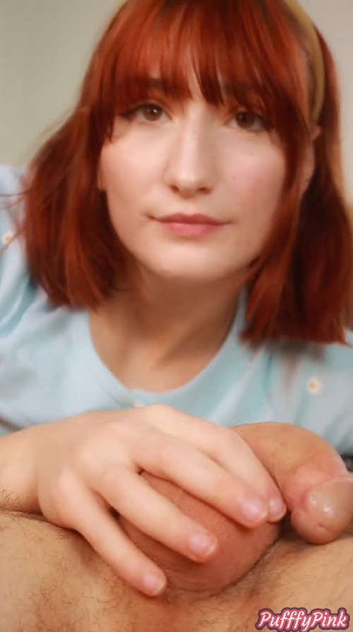 OF巨尻美少女反差甜妹「Pufffypink」被调教成阿黑颜小母狗，露脸吃鸡巴、舔屁眼功夫一流【第六弹】1