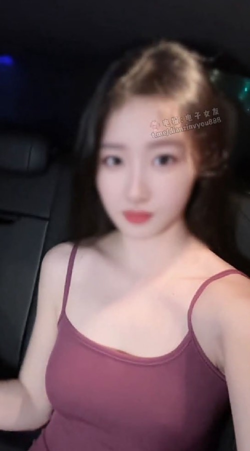 推特 小美miyoki 自入门槛 另购单品 播音系在校大学生 极度淫语反差婊 自慰露出骚话不断边走边尿 “这么急着被操吗？又想被当婊子玩了是不是