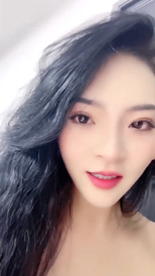 双女神 美乳翘臀大长腿 高跟性感豹纹边黑丝 逼毛少逼粉嫩 道具 3p啪啪轮操 享齐人之福1