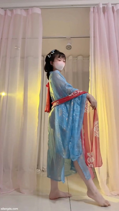 舞蹈专业妹子【婉婉】千元门槛福利①，裸舞界又一猛将，超大尺度，撸点拉满
