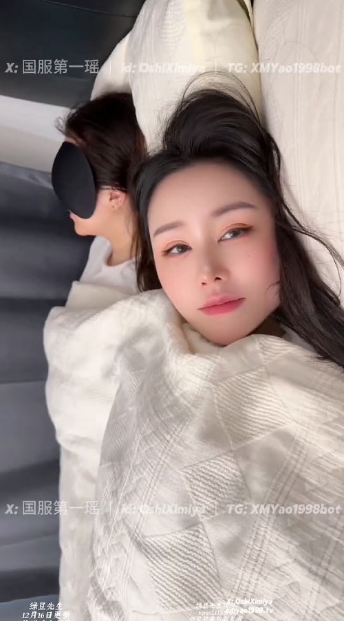 在闺蜜脑袋顶上做爱主动扒开小穴帮插入 汐梦瑶 杏吧传媒 xb-1195