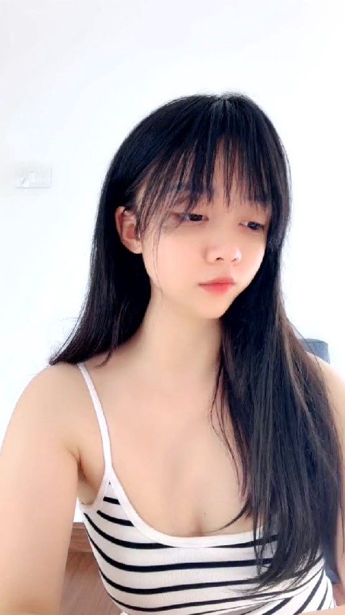 直播录播高颜值嫩妹女上位摇摆1